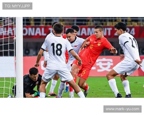 开局失利国足显短板拜合拉木抢眼 开局失利国足显短板拜合拉木抢眼